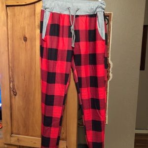 Buffalos plaid joggers
